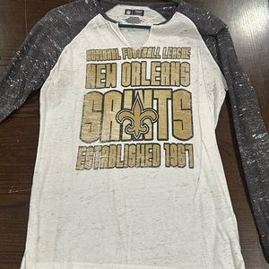 New Orleans Saints raglan tee. Size medium